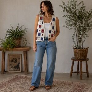 Vintage New Uland Crochet Patchwork Vest White Floral Embroidered Boho XL
